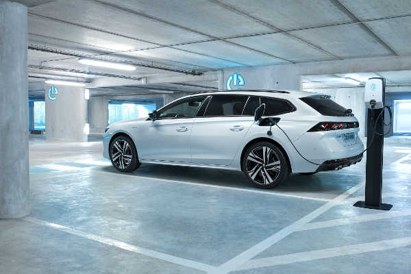 Peugeot 508 SW HYBRID 2019